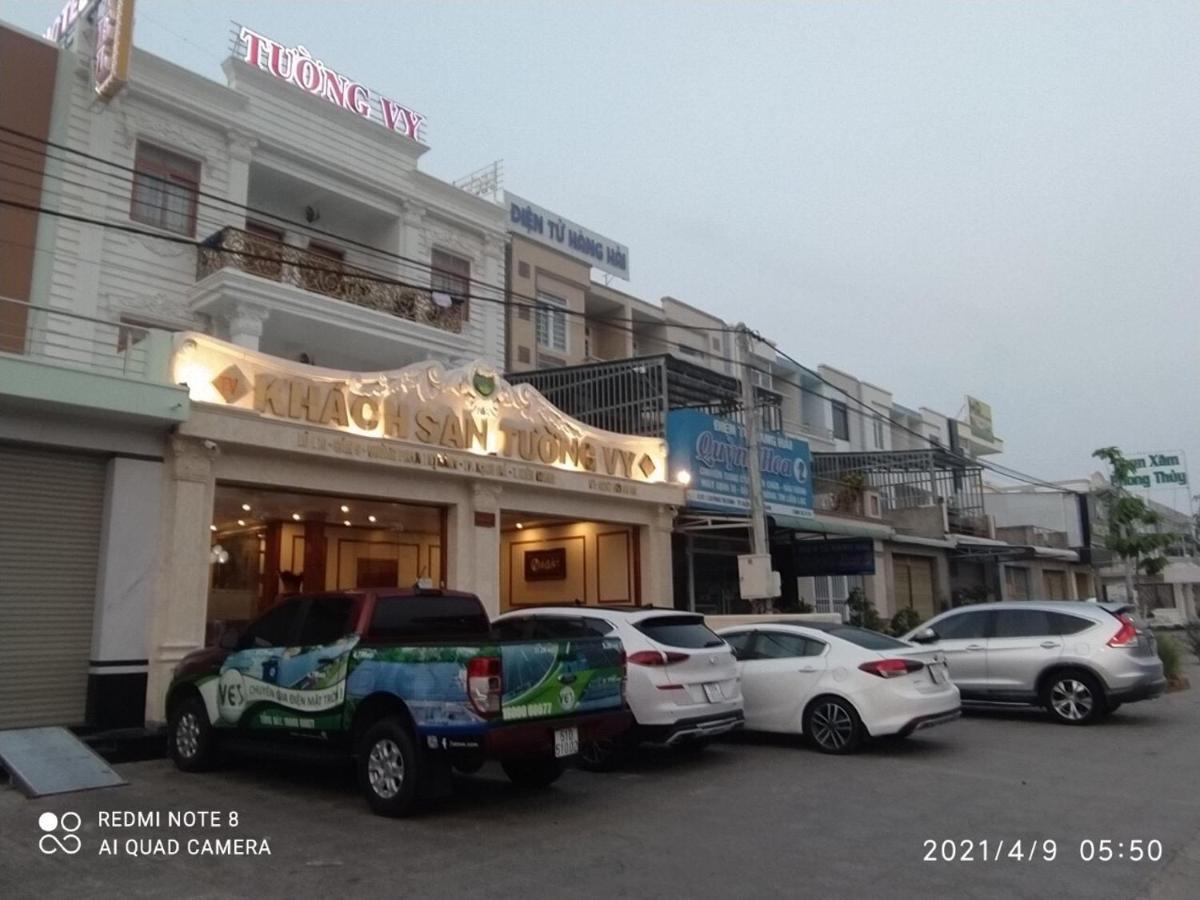 Hotel Khach San Tuong Vy Rach Gia Exterior foto