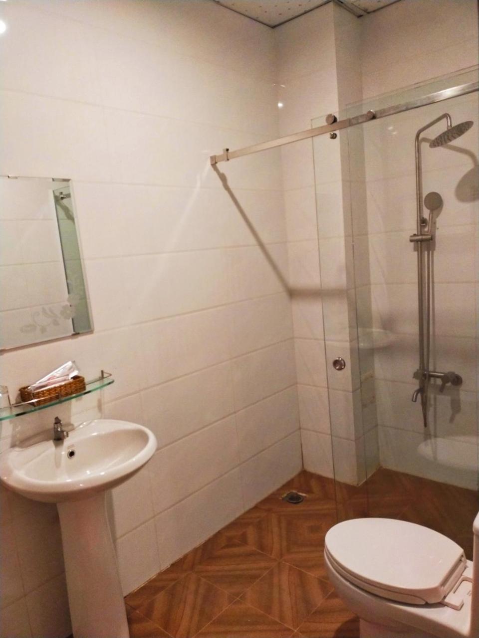 Hotel Khach San Tuong Vy Rach Gia Exterior foto