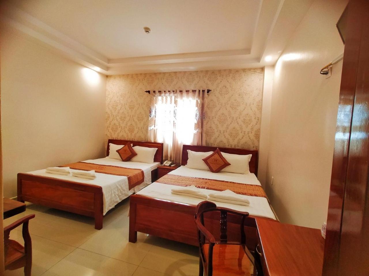 Hotel Khach San Tuong Vy Rach Gia Exterior foto